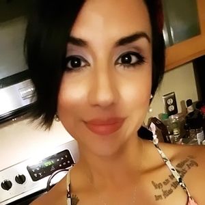 Meet your Posher, Valerie